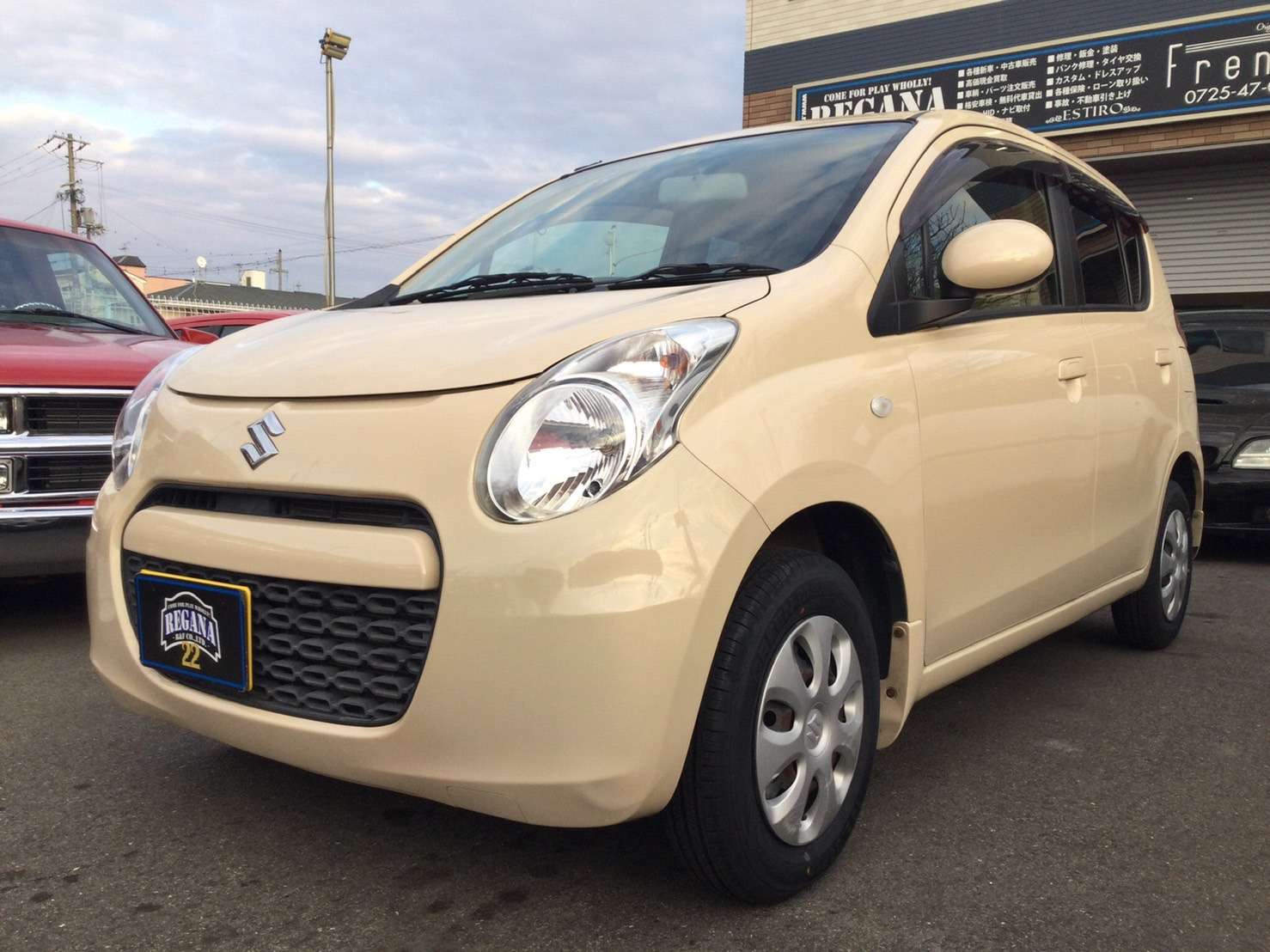 スズキ アルト ベージュ