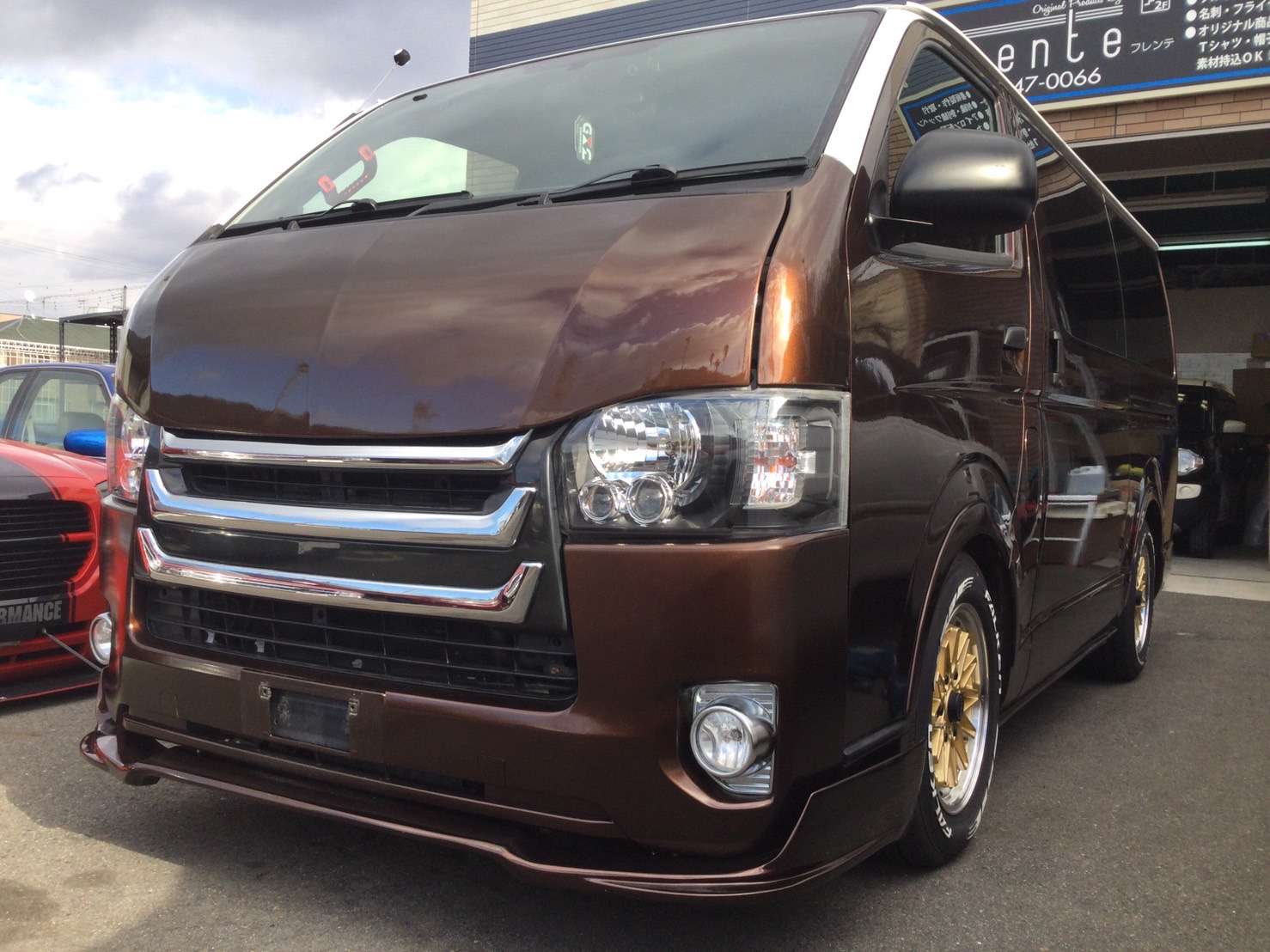 トヨタ レジアスエース 茶Ⅱ